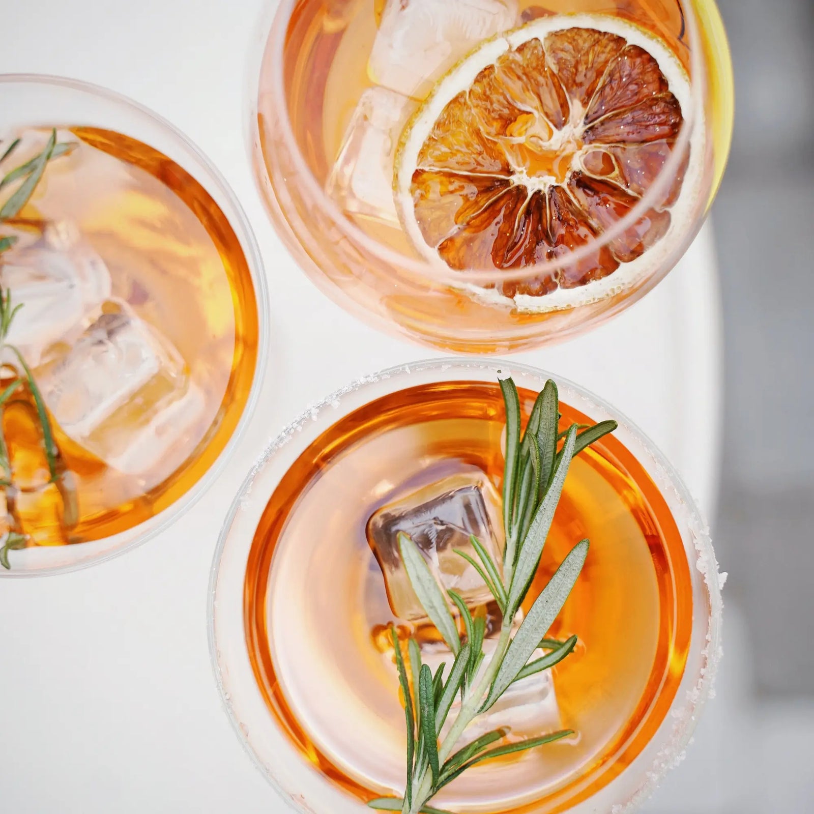 Herkulliset Cold Brew -teet sopivat hyvin alkumaljaksi.